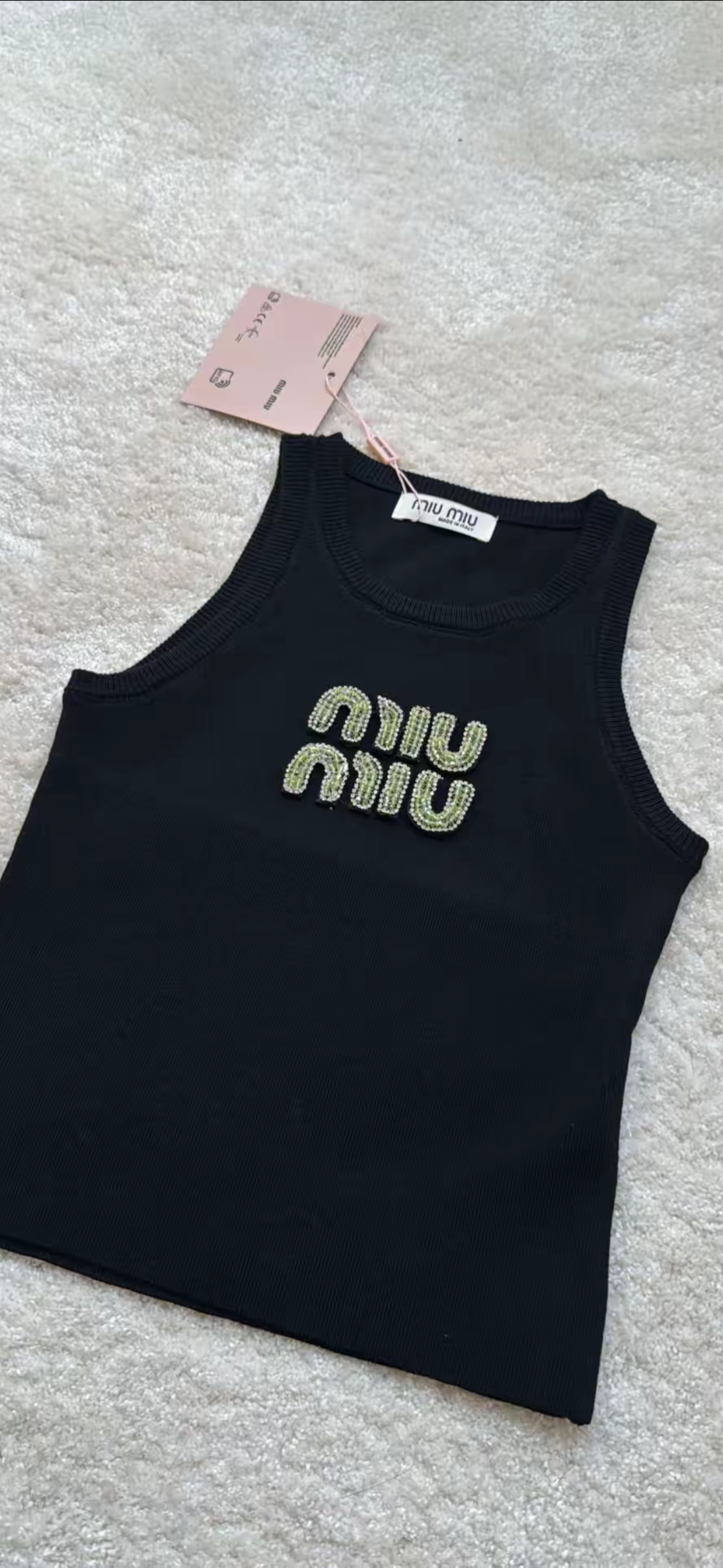 Top miu logo vert